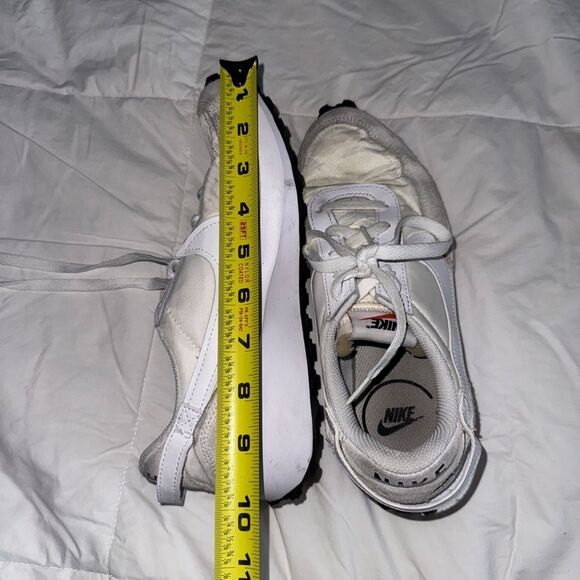 Offer a Price Nike Daybreak White/Beige Suede & Mesh Sneakers Women’s 8.5 - Picture 10 of 16